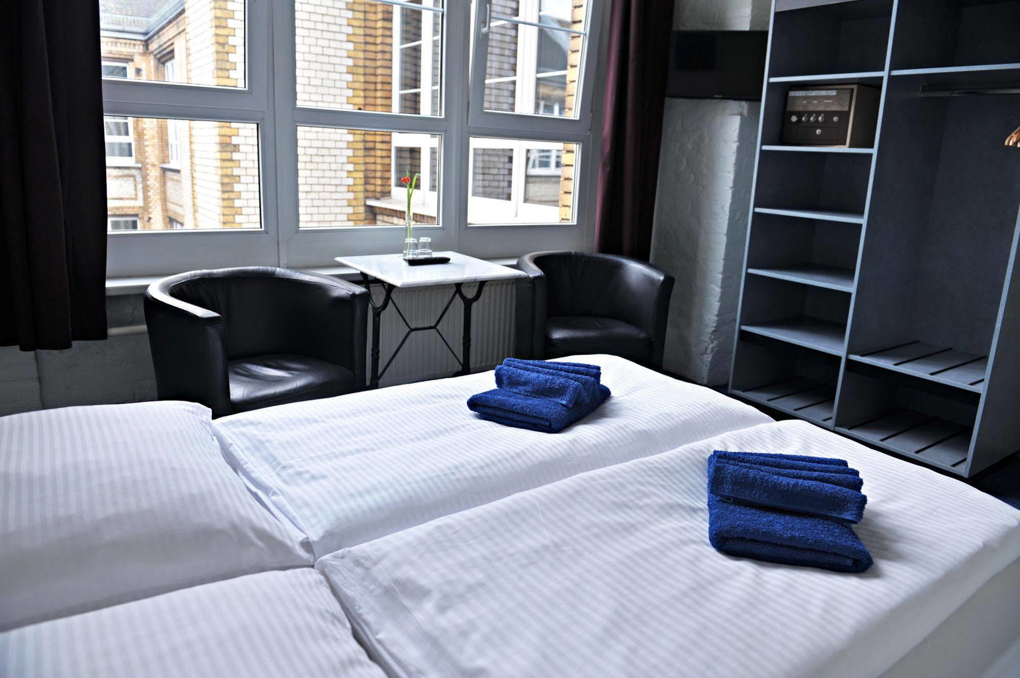 Hotel Transit Berlin Luaran gambar