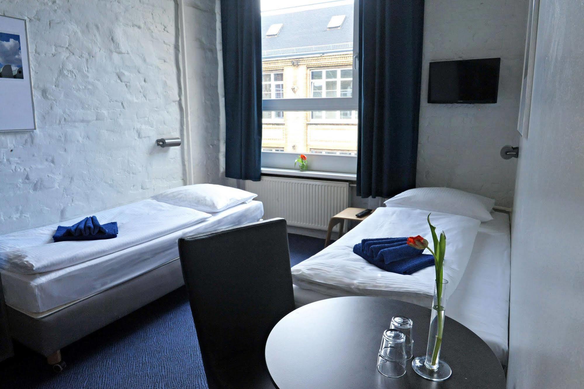 Hotel Transit Berlin Luaran gambar