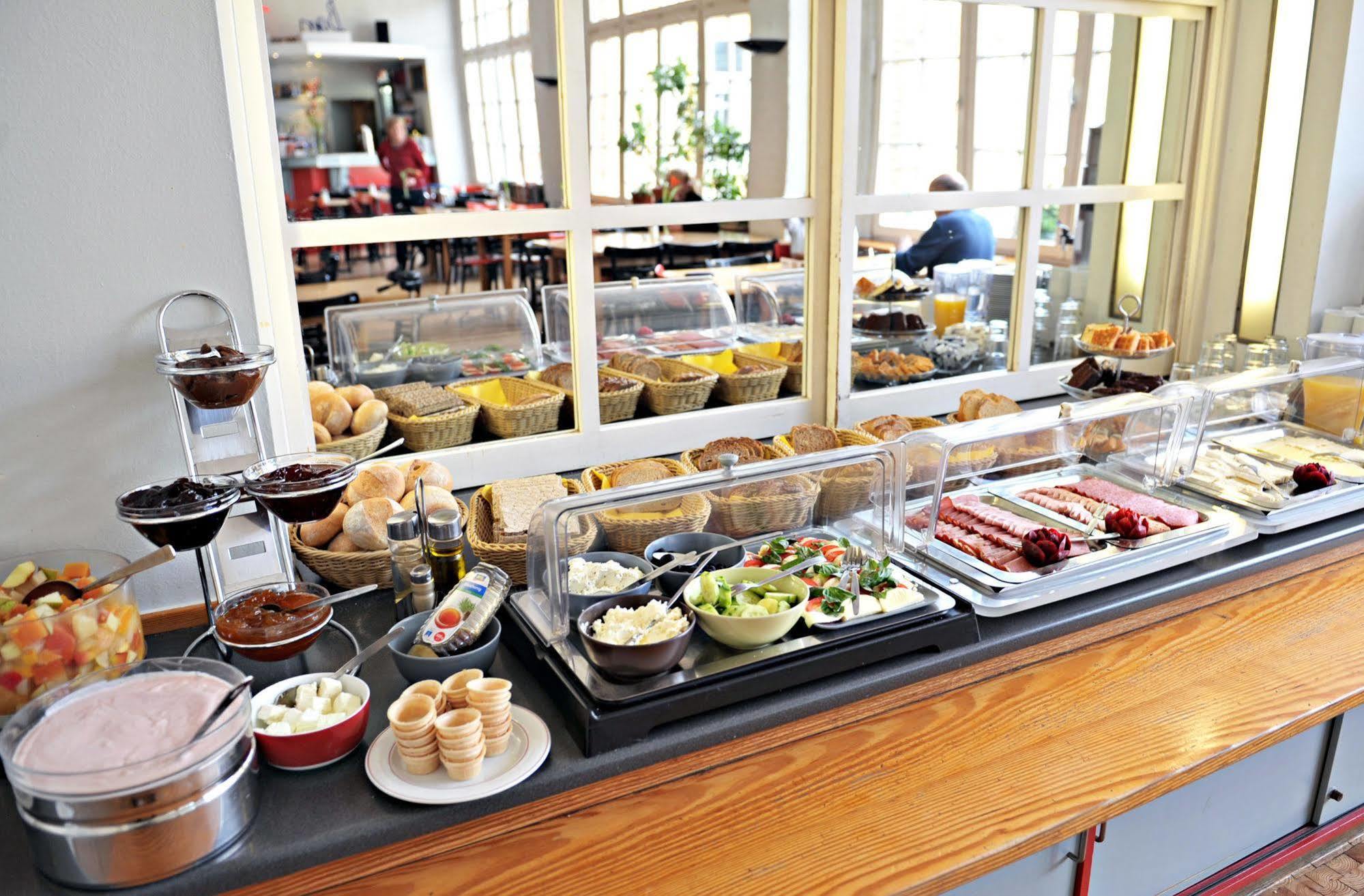 Hotel Transit Berlin Luaran gambar